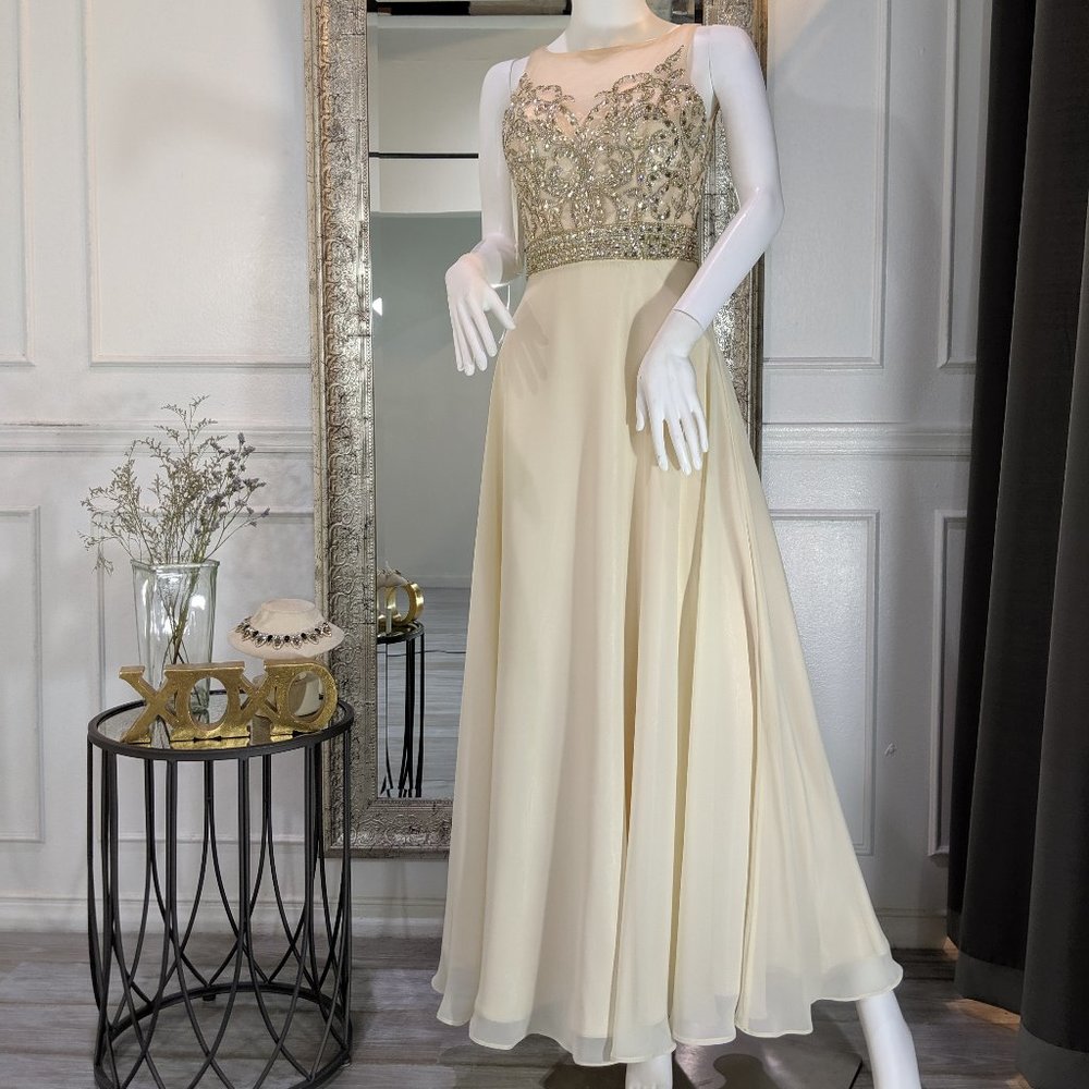 Ivory Champagne Formal Evening Dress Gown